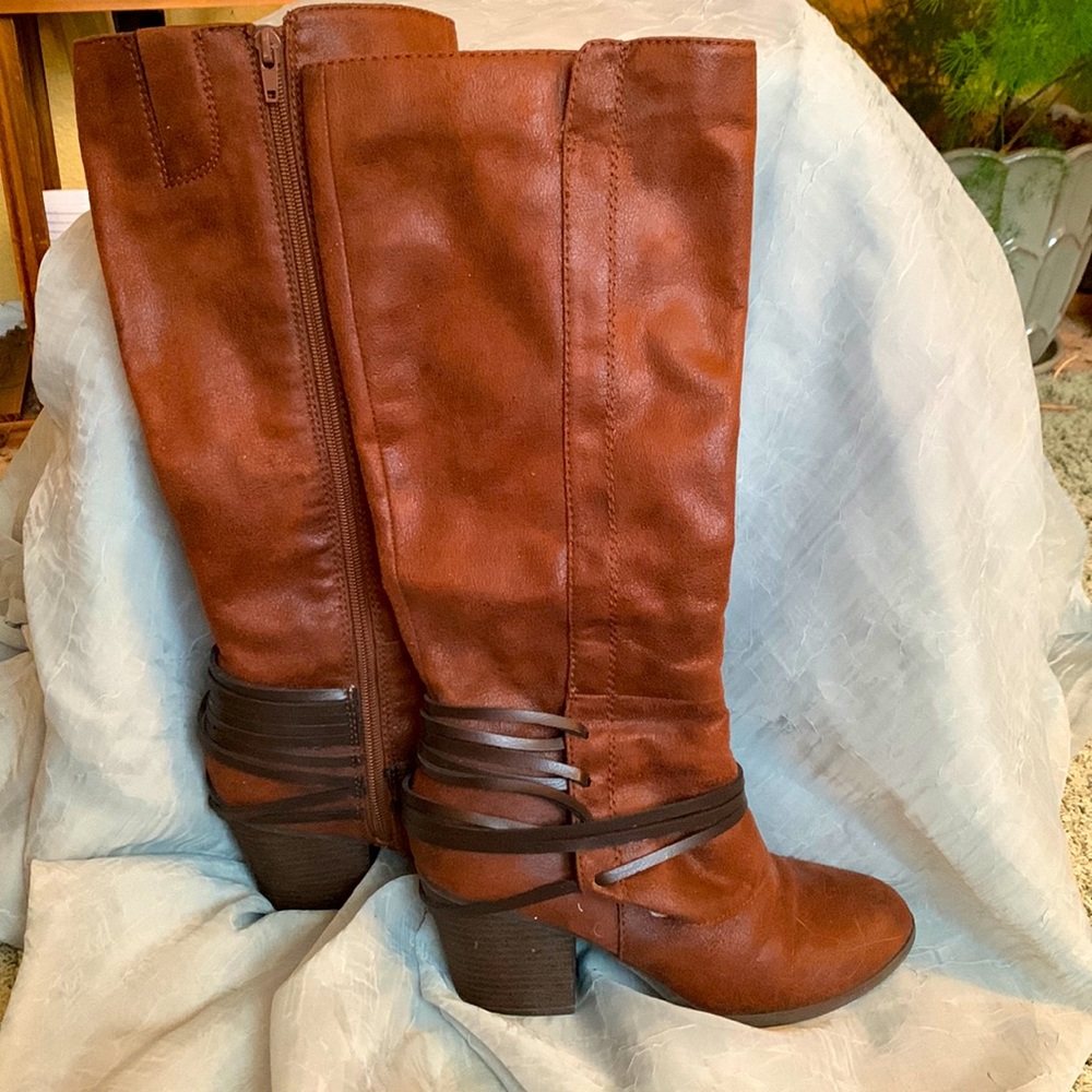 Fergalicious by Fergie boots women’s